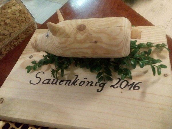 Kegeln gegen die Bauern