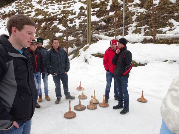 Eisschießen gegen Bauernbund